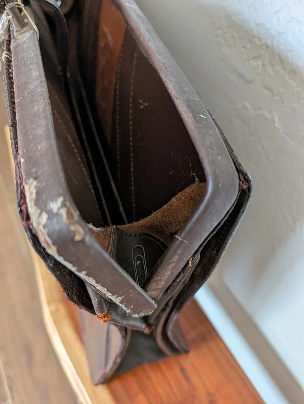 Vintage 60's 70's GOVT Classic Brown Leather Briefcase